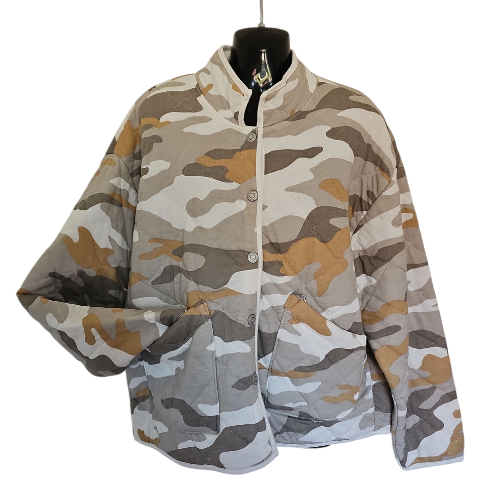 Kensie Jeans Quilted Camouflage Print Snap-On Button Jacket Ladies S Large NEW
